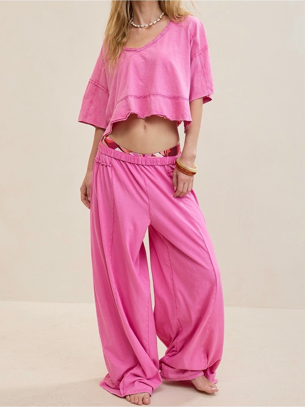 Aerie Happiest Cropped V Neck
T-Shirt